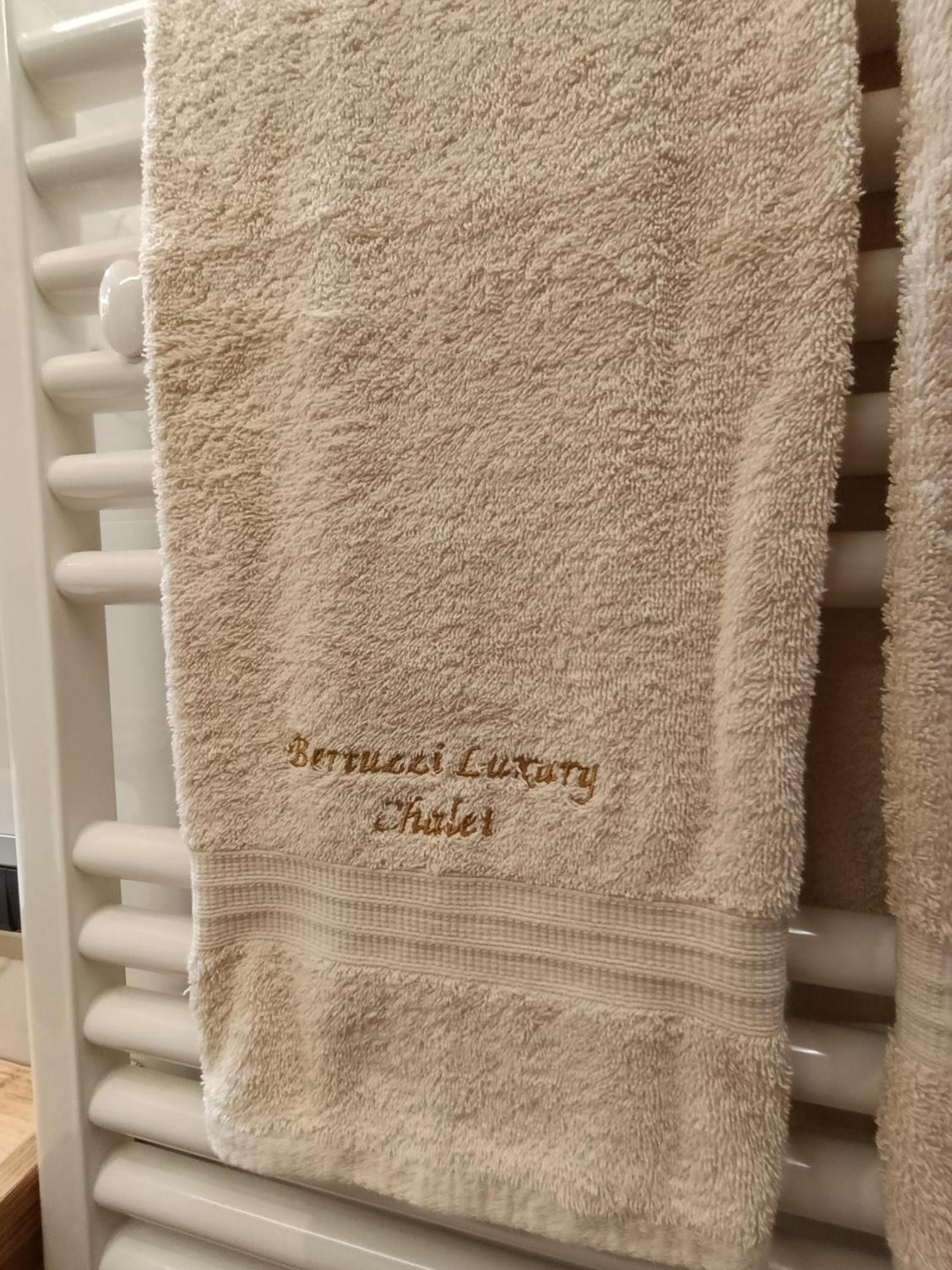 Bertuzzi Luxury Chalet アプリーカ エクステリア 写真